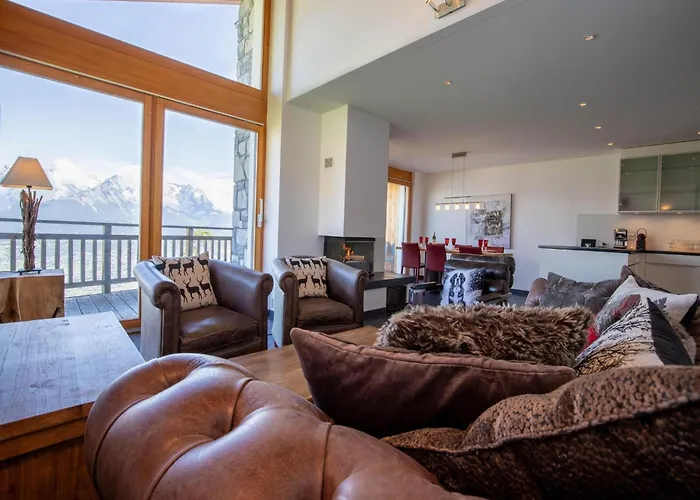 Lavish With Wellness