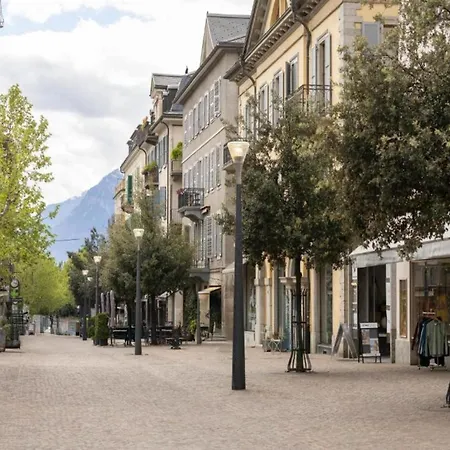 Lavish With Wellness *